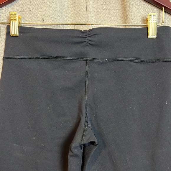 Lululemon cropped leggings - Picture 5 of 7